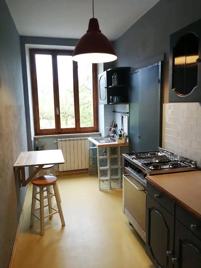 Tuscany, Pontremoli, Italy Swallows Court Lovely Home Sleeps 2 To 4 People Appartamento Pontremoli