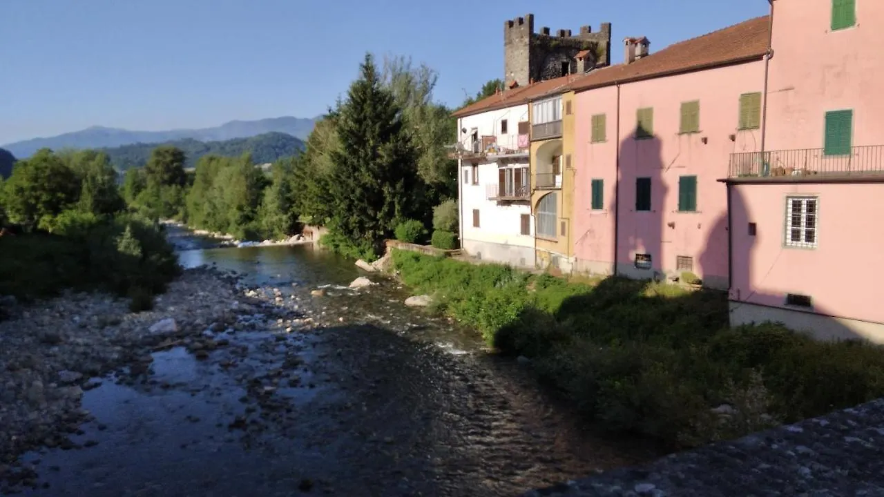Tuscany, Pontremoli, Italy Swallows Court Lovely Home Sleeps 2 To 4 People Italia
